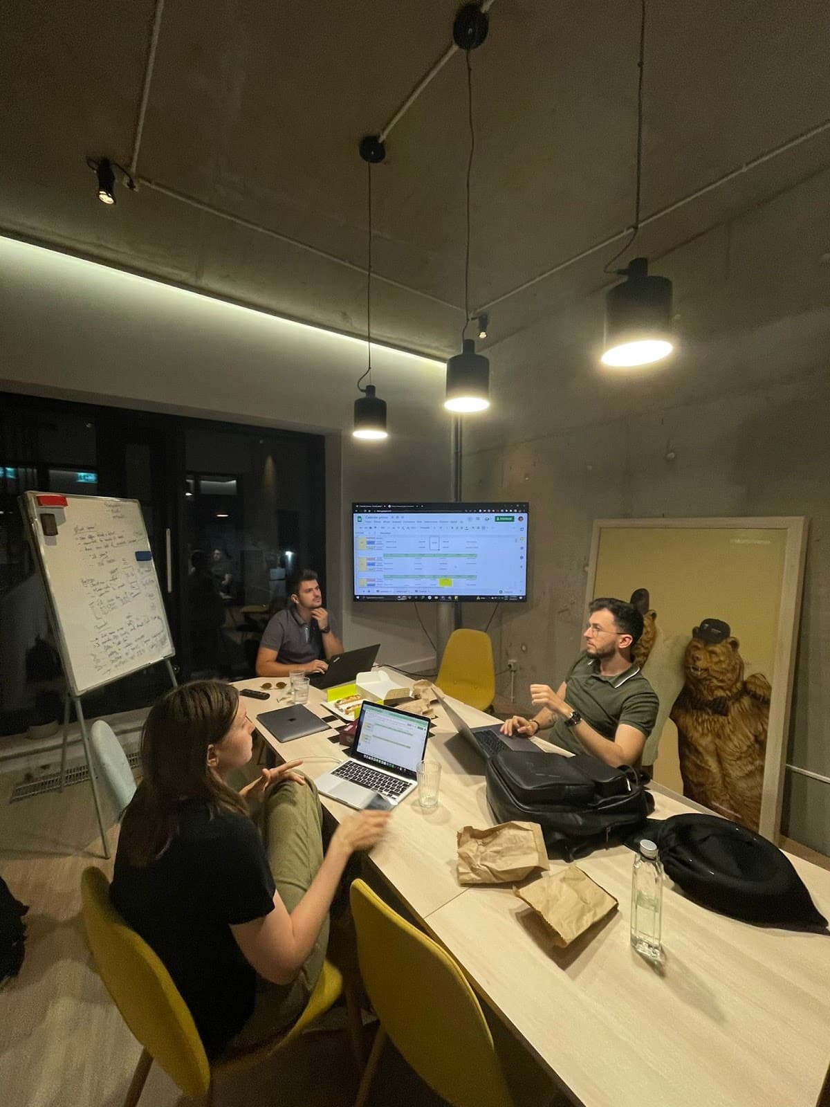 V7 Startup Studio Athenaeum — 4